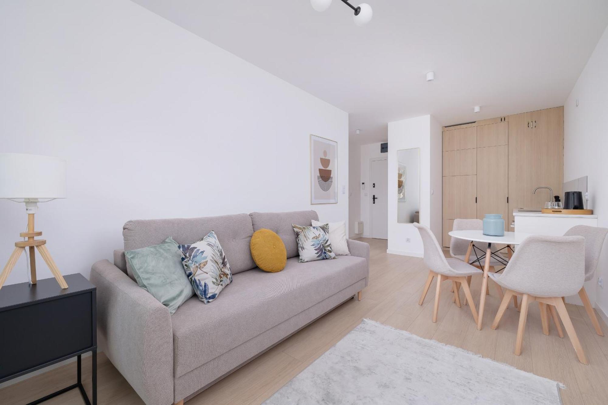 Krowoderska Apartment With Balcony Near City Center By Rent Like Home Krakau Exterior foto