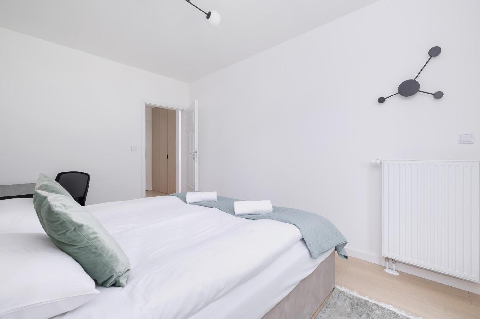 Krowoderska Apartment With Balcony Near City Center By Rent Like Home Krakau Exterior foto