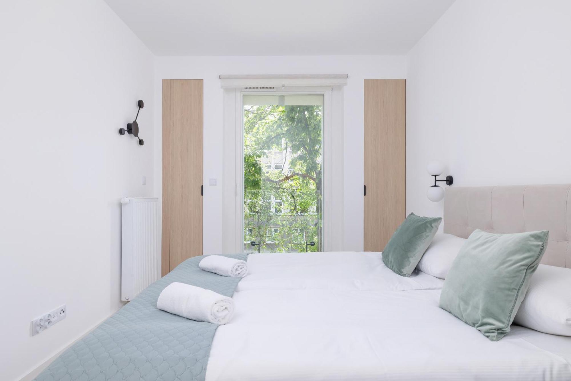 Krowoderska Apartment With Balcony Near City Center By Rent Like Home Krakau Exterior foto
