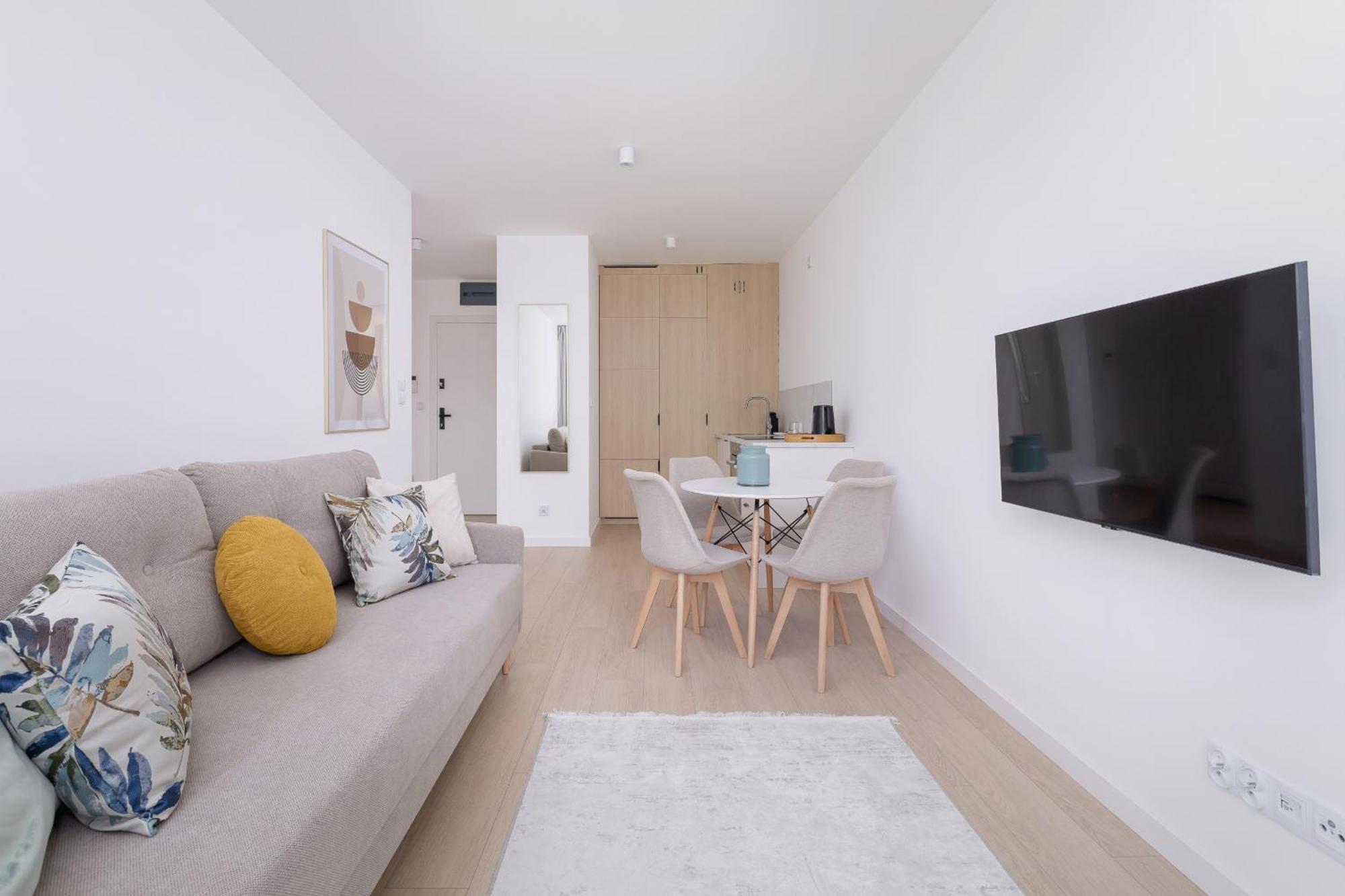 Krowoderska Apartment With Balcony Near City Center By Rent Like Home Krakau Exterior foto